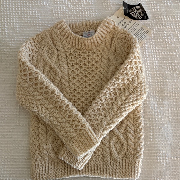 Child’s Cozy Cable Knit Wool Sweater- Vintage Handmade - Picture 9 of 12